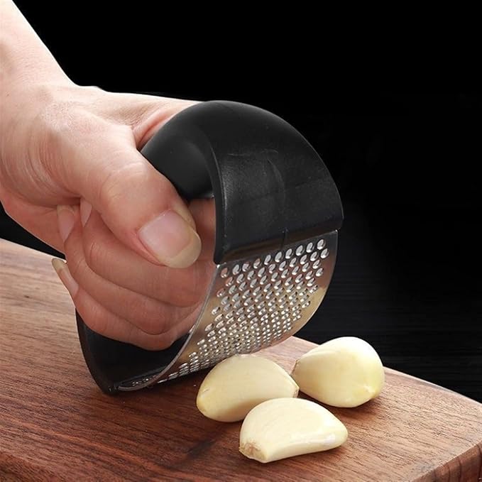 Ergonomic Garlic Rocker – Stainless Steel Hand Press for Garlic & Ginger